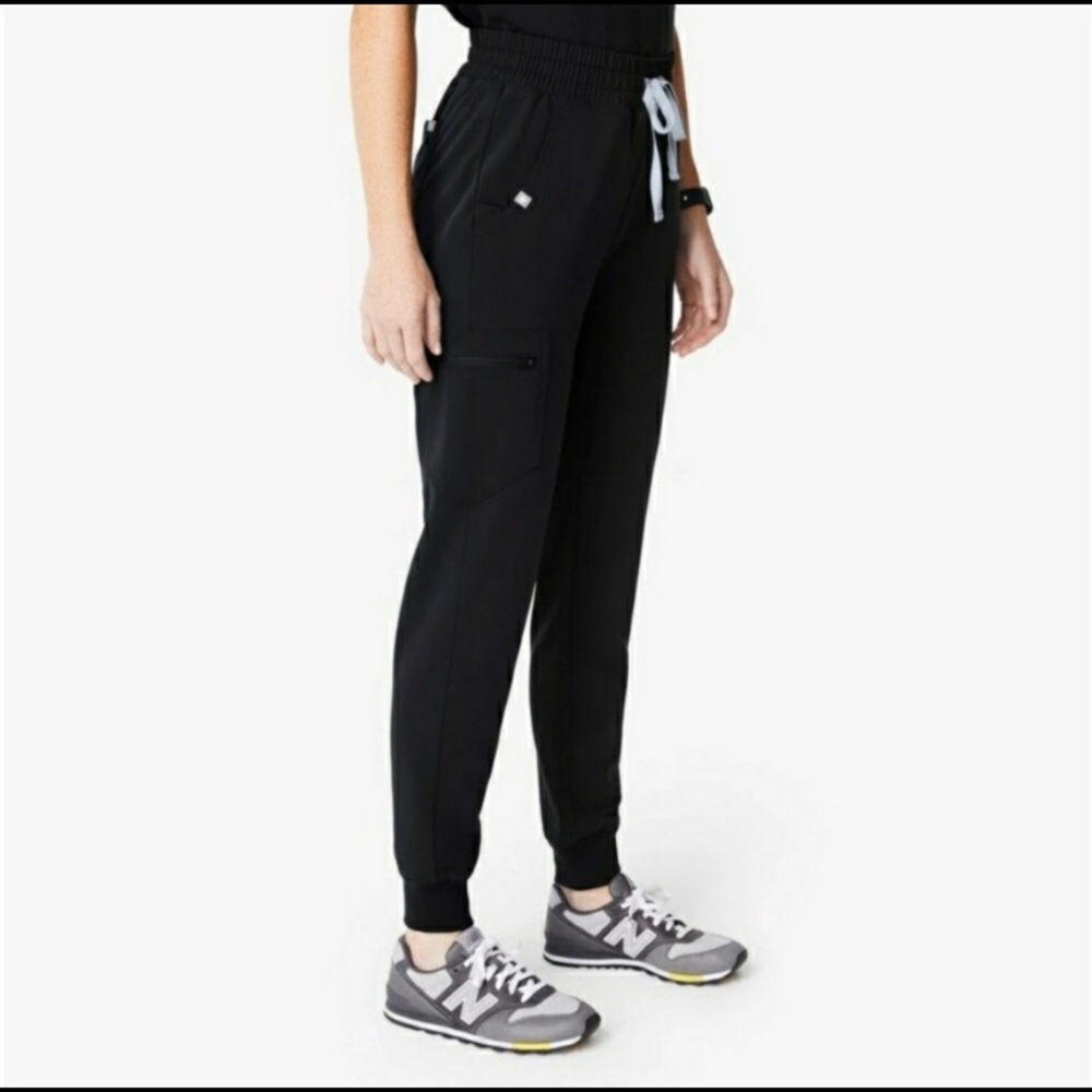 Figs High Waisted Zamora Joggers - size L - black